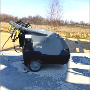 Wynajem myjki Karcher HDS Sierpc Rypin Żuromin Drobin – czyszczenie kostki i elewacji