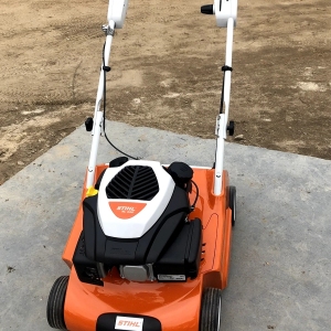 Wertykulator STIHL RL540 wynajem Sierpc i okolice 50km – profesjonalny sprzęt do napowietrzania