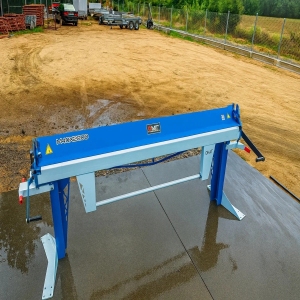 Zaginarka do blachy w wypożyczalni sprzętu budowlanego Sierpc